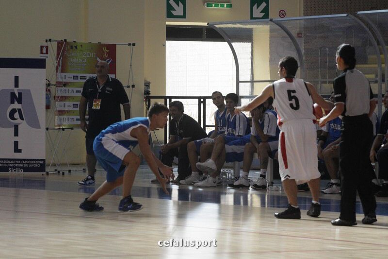 110918 basket 195_tn.jpg